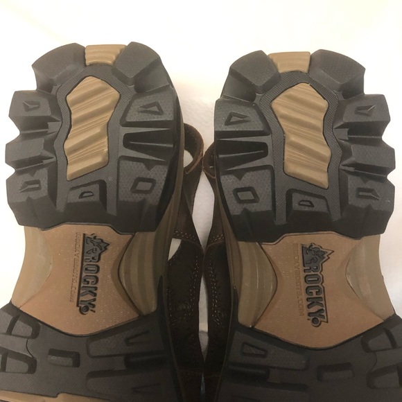 NWOB ROCKY Endeavor Point Hiking  Brown Sandals
